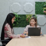 เบื้องหลังการถ่ายทำรายการ สกร.วาไรตี้ Image 24