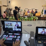 เบื้องหลังการถ่ายทำรายการ สกร.วาไรตี้ Image 35